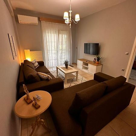 Elena'S Apartment อเล็กซานโดรโพลิส ภายนอก รูปภาพ