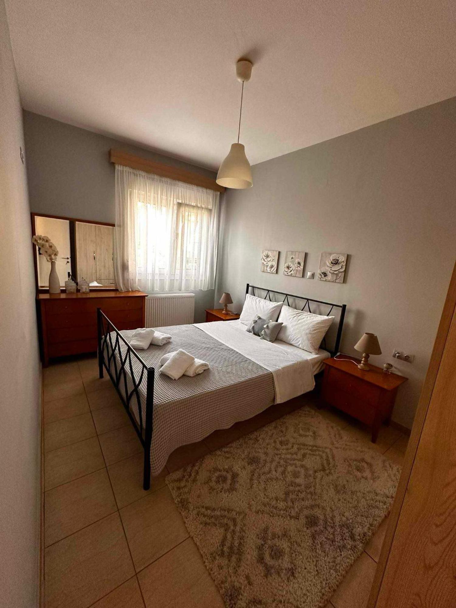 Elena'S Apartment อเล็กซานโดรโพลิส ภายนอก รูปภาพ